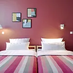 Aparthotel The Circus 4*