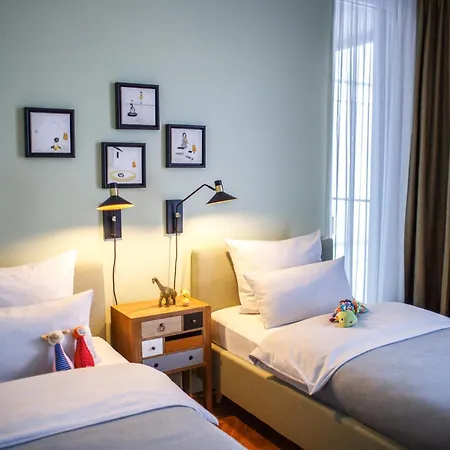 The Circus Apartmanhotel