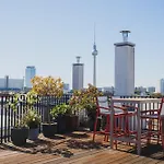 Ξενοδοχείο με διαμερίσματα The Circus 4*