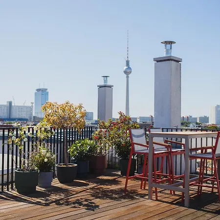 Aparthotel The Circus 4*