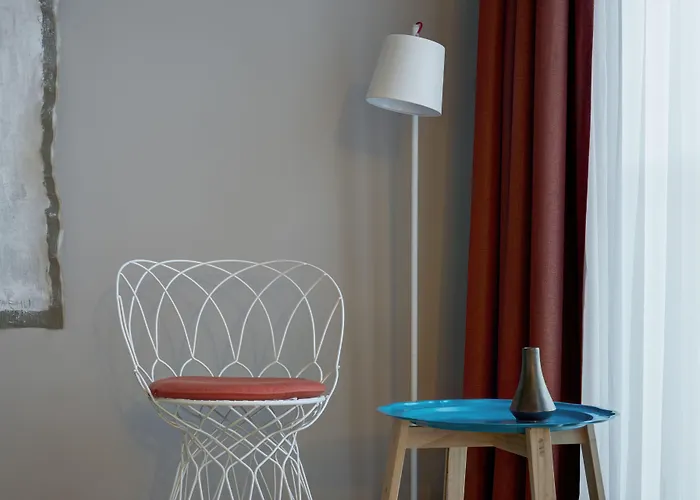 The Circus Aparthotel 4*